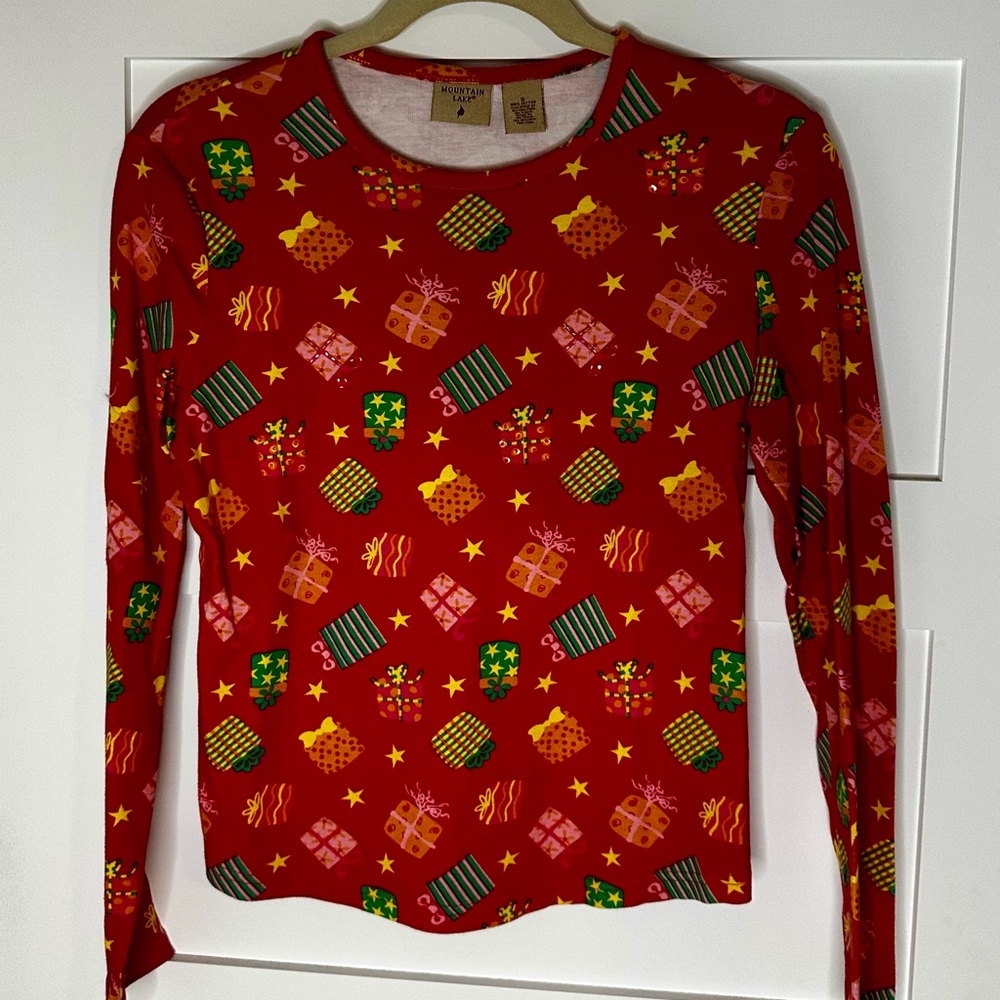 Christmas shirt with beaded detail
